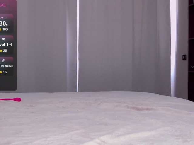 Live sex webcam photo for Moan4u #277977164