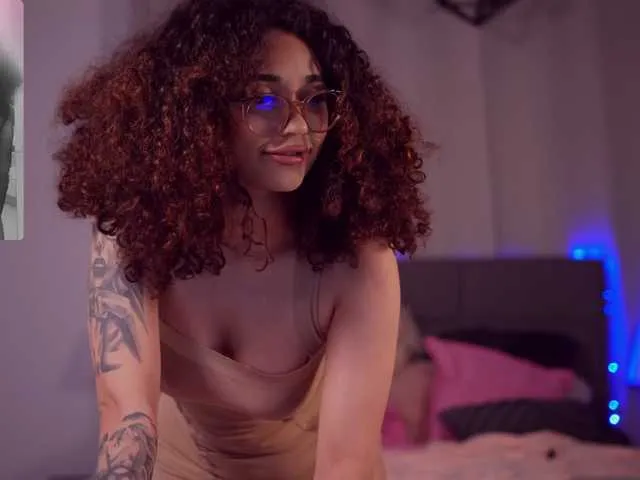 Live sex webcam photo for Moan4u #278074753