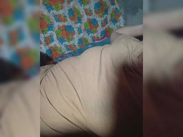 Live sex webcam photo for MoanFormebb #290676272