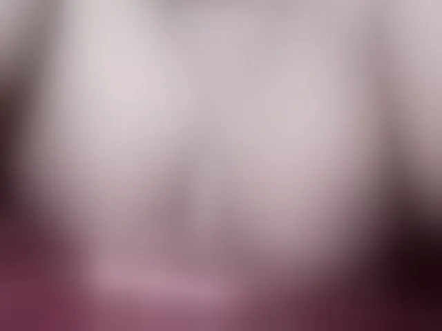 Live sex webcam photo for MoanFormebb #293302748