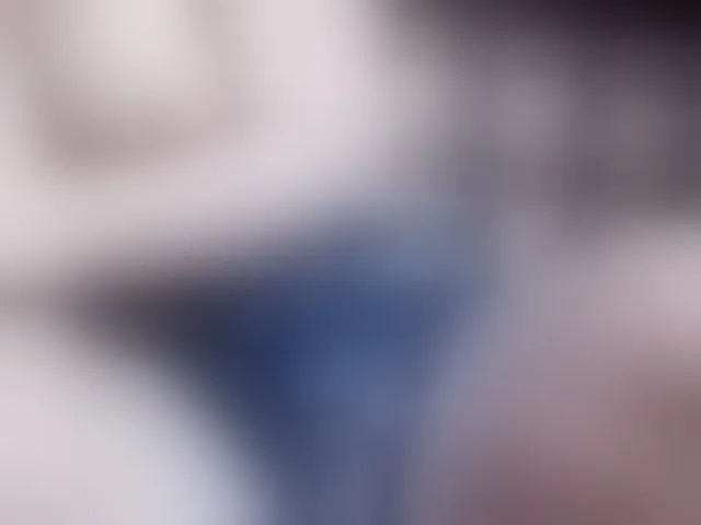 Live sex webcam photo for MoanFormebb #293939361