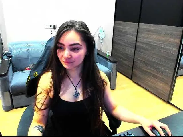 Live sex webcam photo for MoanaQliphoth #291393651