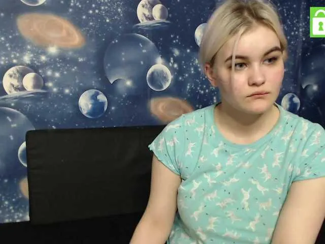 Live sex webcam photo for Model07 #273253484