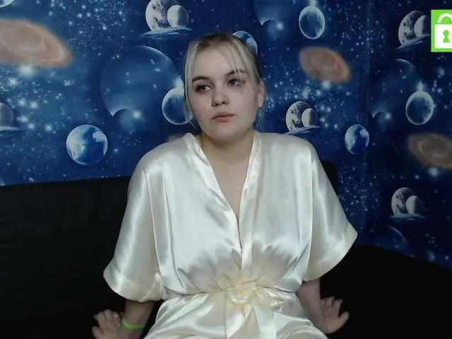 Live sex webcam photo for Model07 #273337797