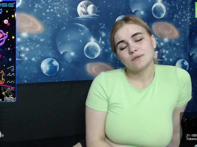 Live sex webcam photo for Model07 #273758271