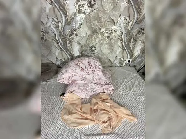 Live sex webcam photo for Model2021 #278298002