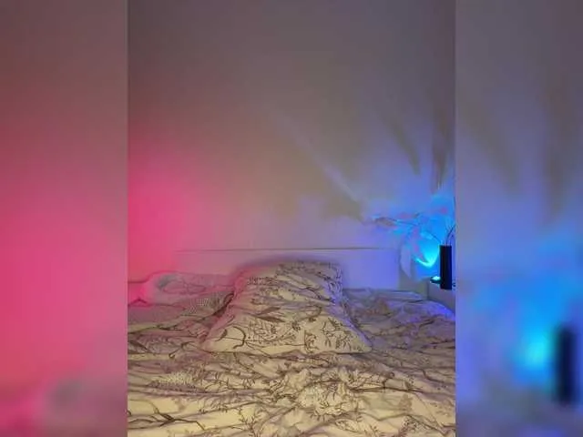 Live sex webcam photo for Model2021 #292323984