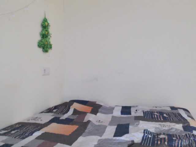 Live sex webcam photo for Model555 #271858176