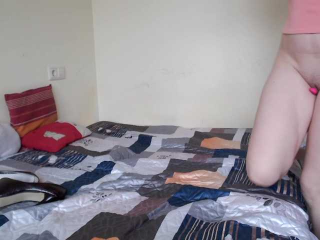 Live sex webcam photo for Model555 #272643255