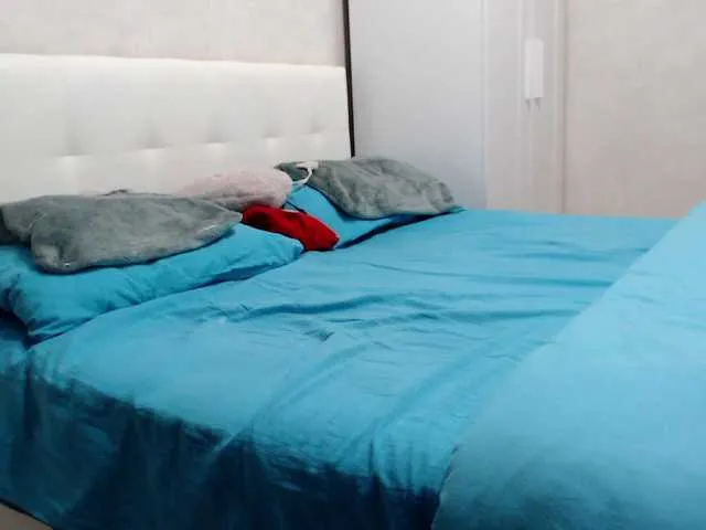 Live sex webcam photo for Model555 #277286334