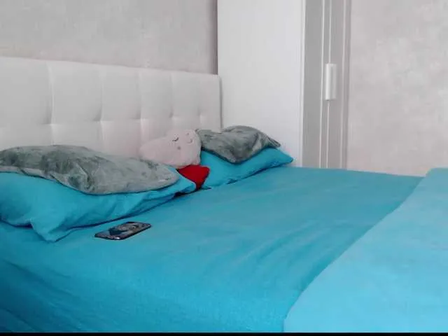 Live sex webcam photo for Model555 #277636374