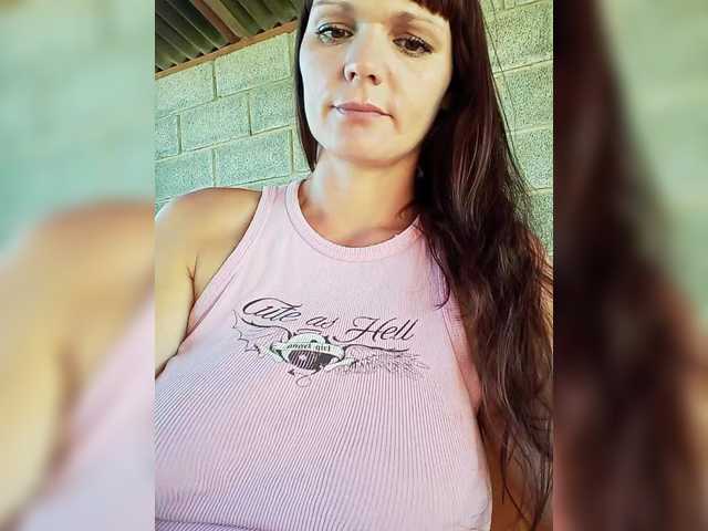 Live sex webcam photo for Model555 #289620350