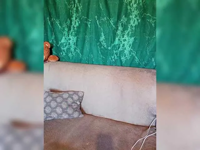 Live sex webcam photo for Model555 #291782667