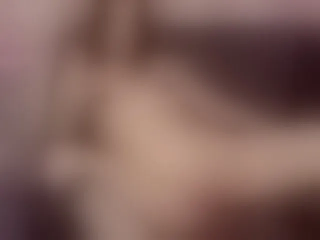 Live sex webcam photo for Modelfox #293517881