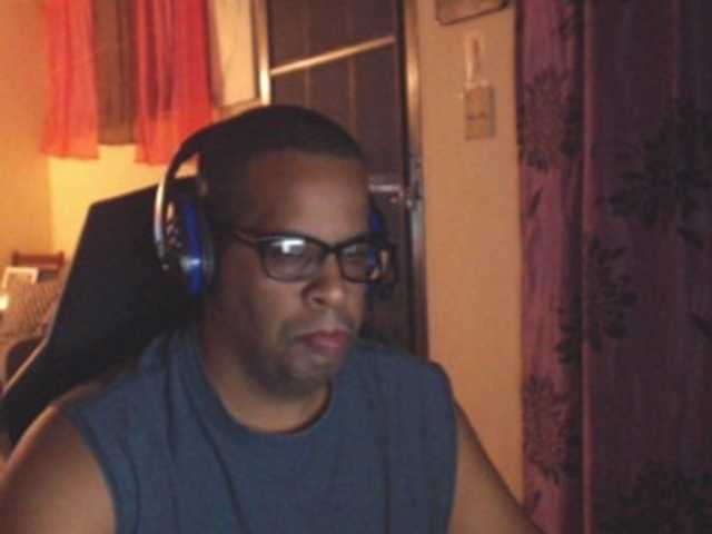 Live sex webcam photo for Modesto-1 #290289114