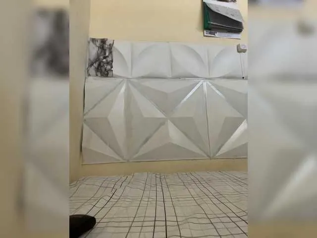 Live sex webcam photo for Modesto-1 #290354936