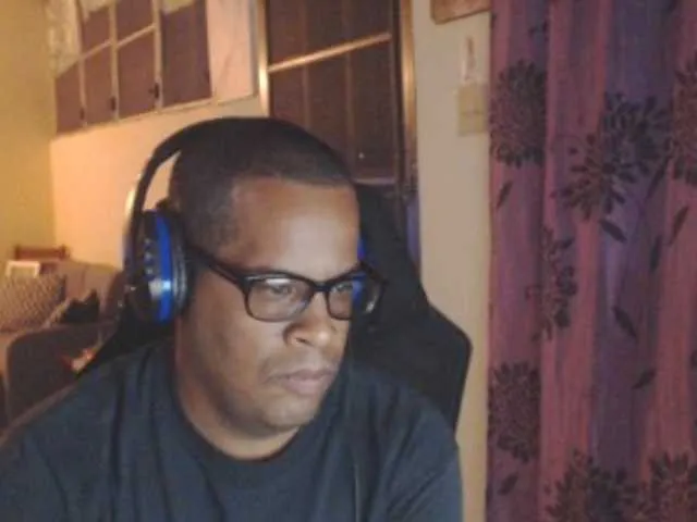 Live sex webcam photo for Modesto-1 #290497541