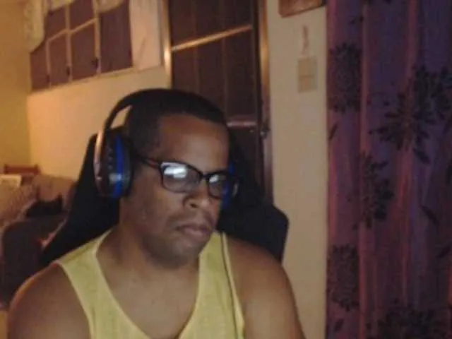 Live sex webcam photo for Modesto-1 #290530716