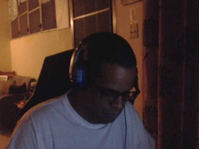 Live sex webcam photo for Modesto-1 #290557138