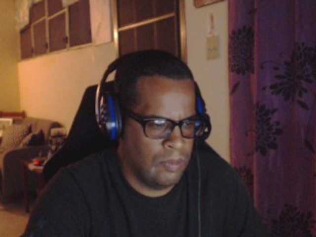 Live sex webcam photo for Modesto-1 #290585228