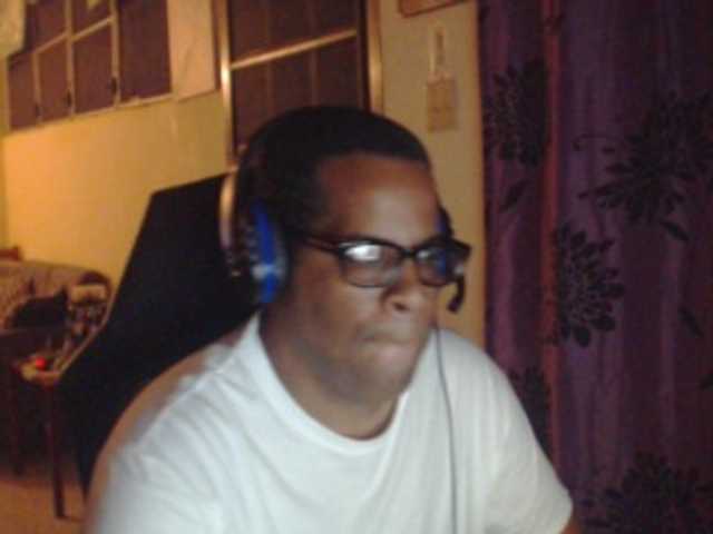 Live sex webcam photo for Modesto-1 #290631860