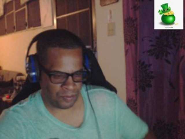 Live sex webcam photo for Modesto-1 #290727700