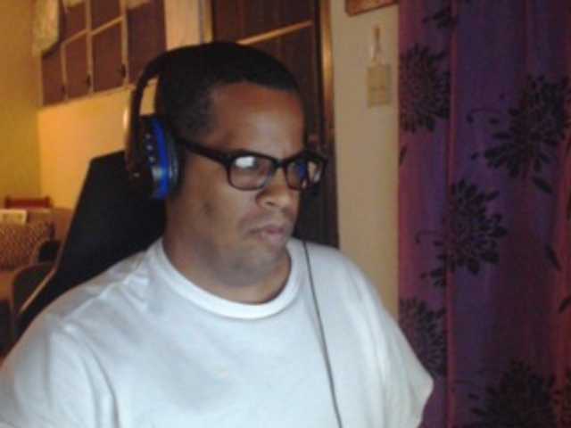 Live sex webcam photo for Modesto-1 #290782873