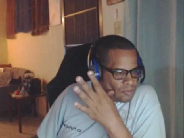 Live sex webcam photo for Modesto-1 #290967678