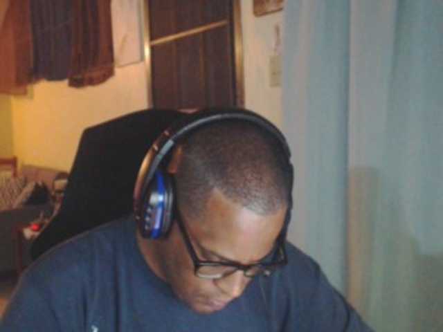 Live sex webcam photo for Modesto-1 #291134337