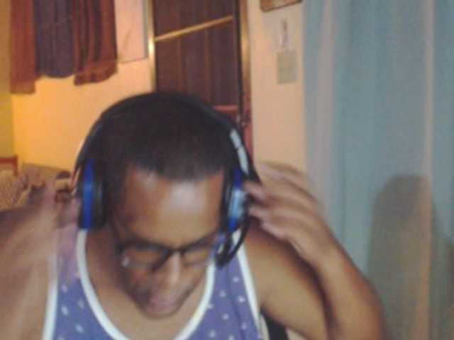 Live sex webcam photo for Modesto-1 #291202043