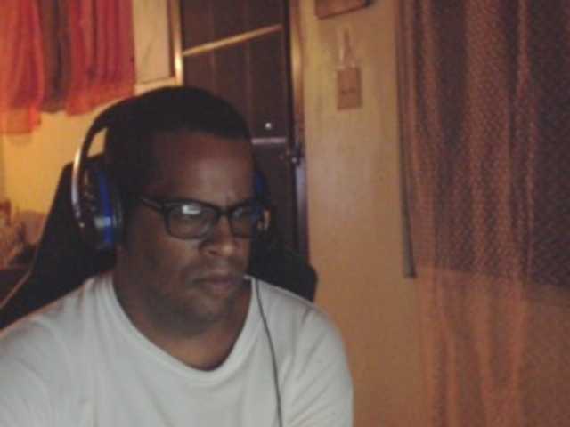 Live sex webcam photo for Modesto-1 #291334991