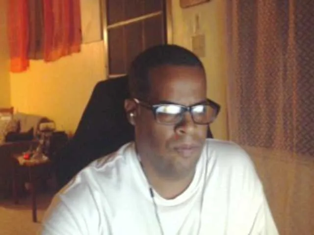 Live sex webcam photo for Modesto-1 #291497736