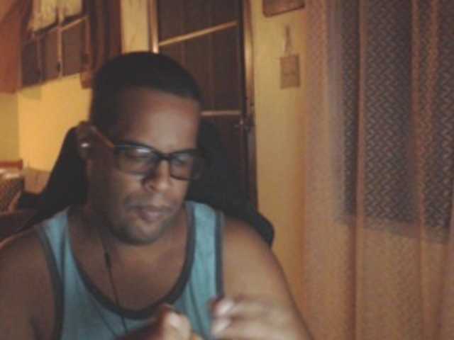 Live sex webcam photo for Modesto-1 #291625529