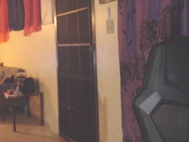 Live sex webcam photo for Modesto-1 #291936651