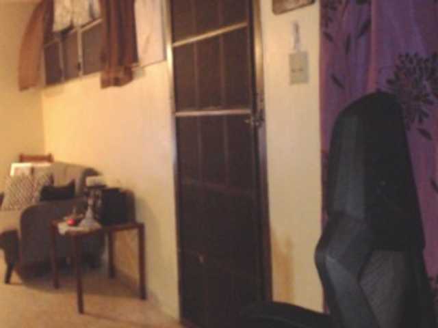 Live sex webcam photo for Modesto-1 #292231433