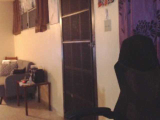 Live sex webcam photo for Modesto-1 #292278863