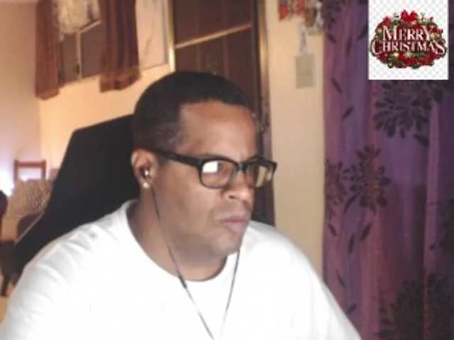 Live sex webcam photo for Modesto-1 #292350758