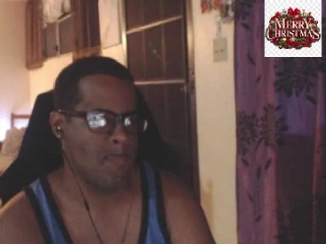 Live sex webcam photo for Modesto-1 #292385562