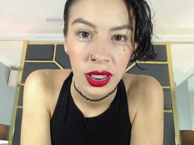 Live sex webcam photo for MoganMatthews #275662172