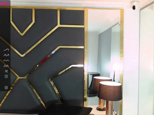 Live sex webcam photo for MoganMatthews #276037378