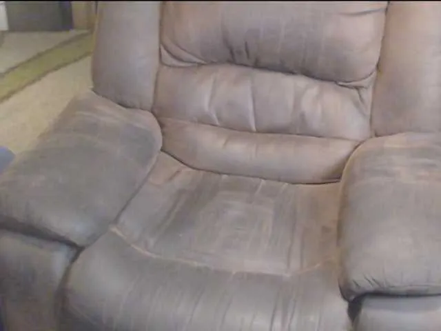 Live sex webcam photo for Mojo0483 #276582406