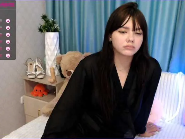 Live sex webcam photo for MokkaSweet #273898435