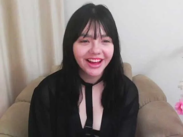 Live sex webcam photo for MokkaSweet #275258735