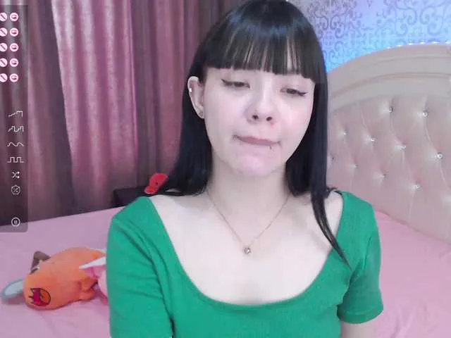 Live sex webcam photo for MokkaSweet #276465500