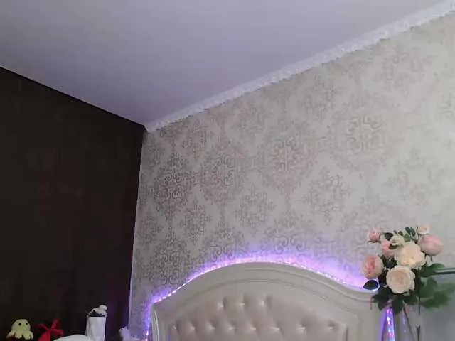 Live sex webcam photo for MokkaSweet #277123038