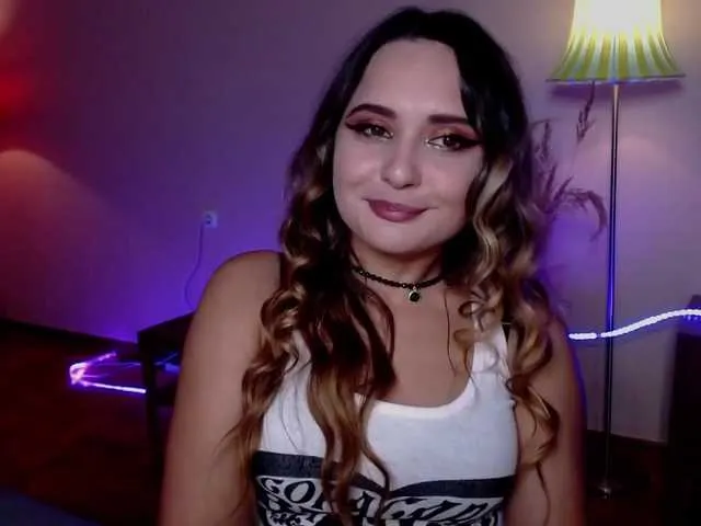 Live sex webcam photo for MokkyCute #274850494