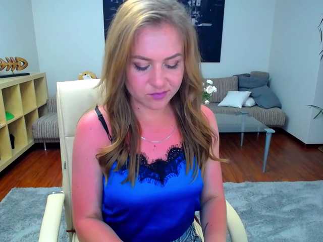 Live sex webcam photo for MoleculeOfLov #273615642