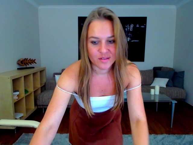 Live sex webcam photo for MoleculeOfLov #273853368