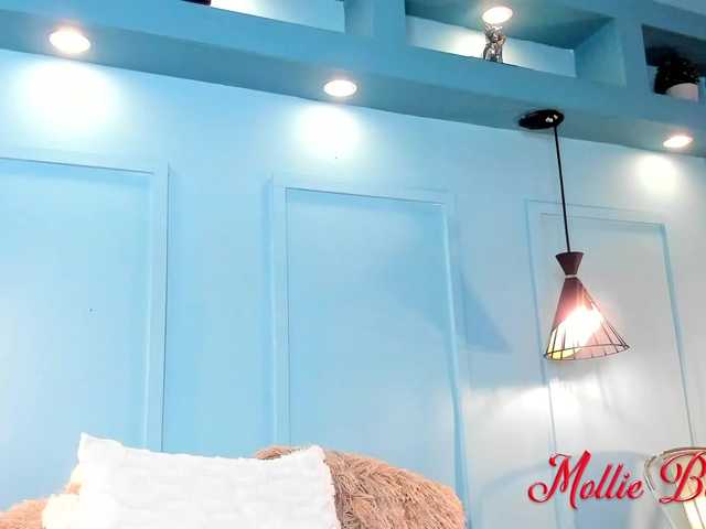 Live sex webcam photo for MollieBennet #277700465