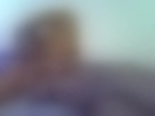 Live sex webcam photo for Molly-22 #294070565